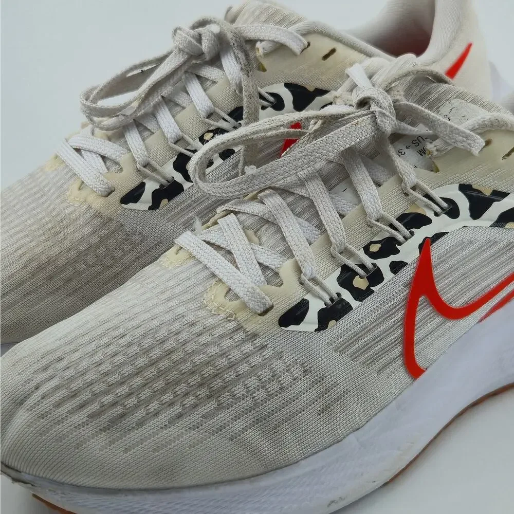 Nike Air Zoom Pegasus 39 Women's Size 8 DZ5214-100 White Leopard Red